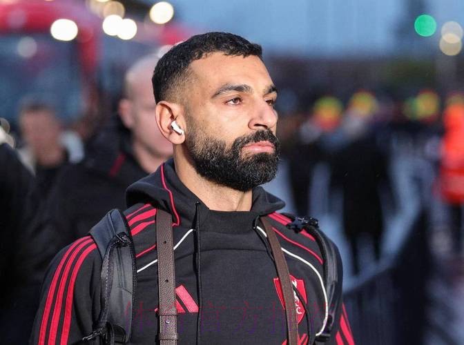 将萨拉赫从欧冠除名!斯洛特放狠话:我可不软弱 他或踢完最后1场 将萨拉赫从欧冠除名!斯洛特放狠话:我可不软弱 他或踢完最后1场